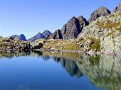 Autunnale bella lunga salita al Simal (1712 m.) da Valbondione per un dislivello di ben 1800 m. l'11 ottobre 2009  - FOTOGALLERY